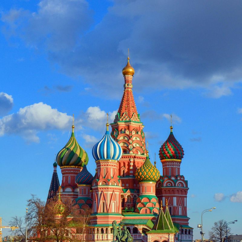 Самолетна екскурзия до Москва, Санкт Петербург и Ереван